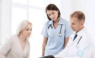 试管促排/取卵技术会让女性提前进入更年期吗？